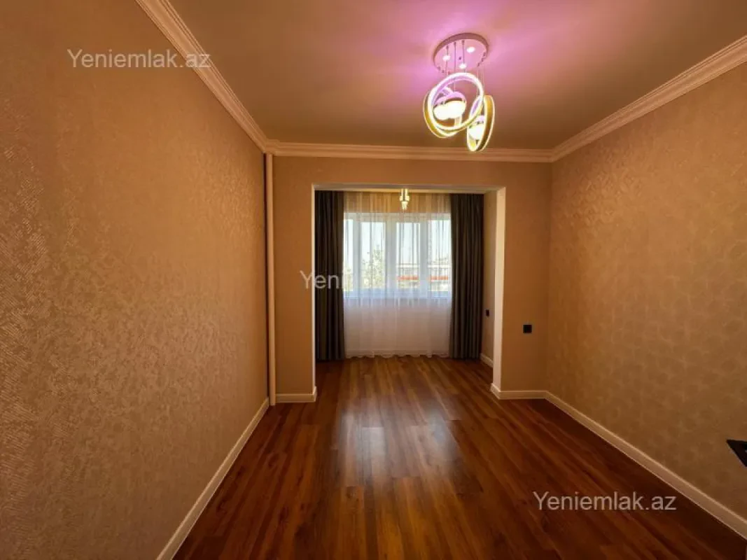 Satılır 3 otaqlı köhnə tikili 80 m²