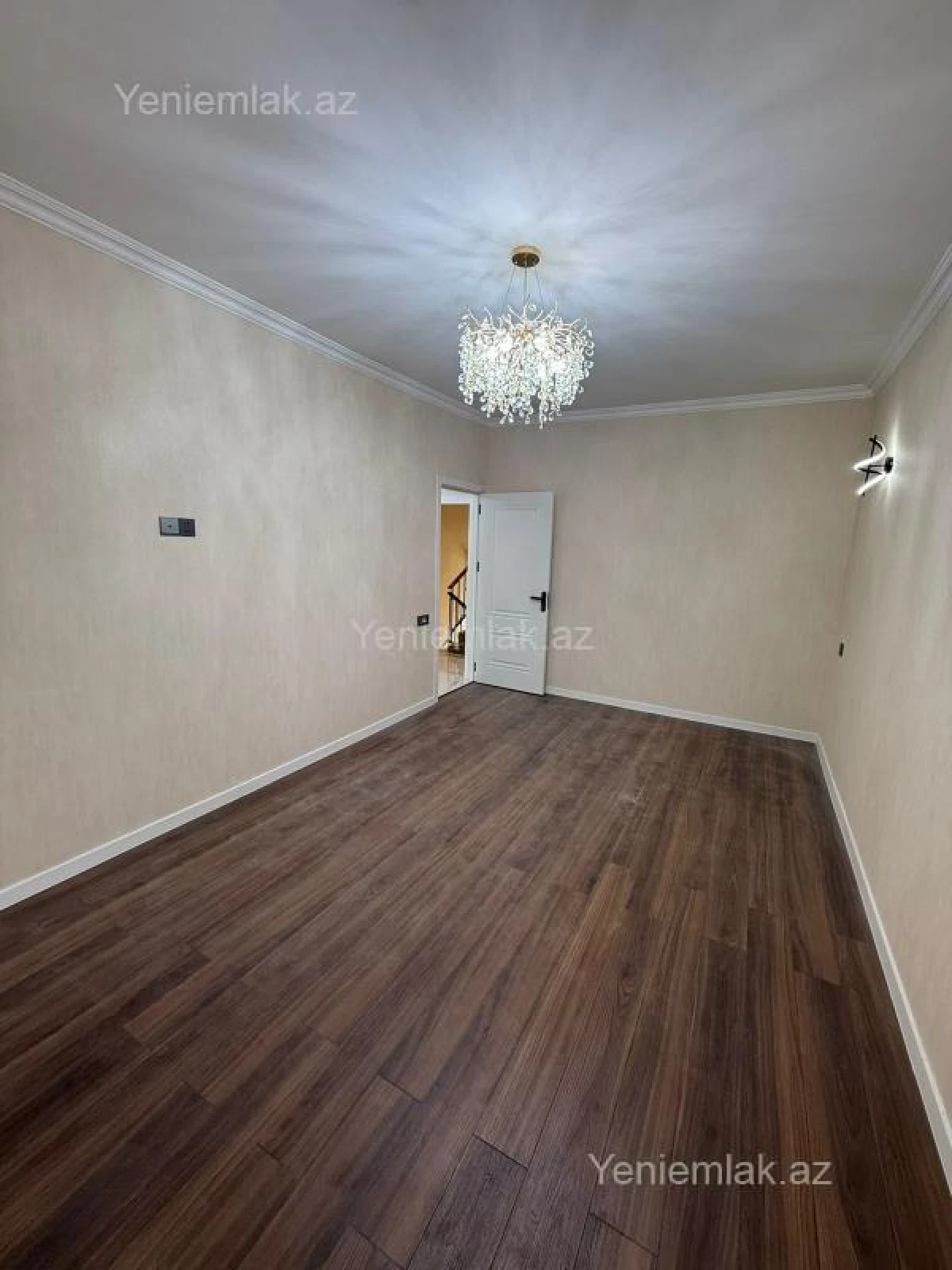 Satılır 3 otaqlı köhnə tikili 45 m²