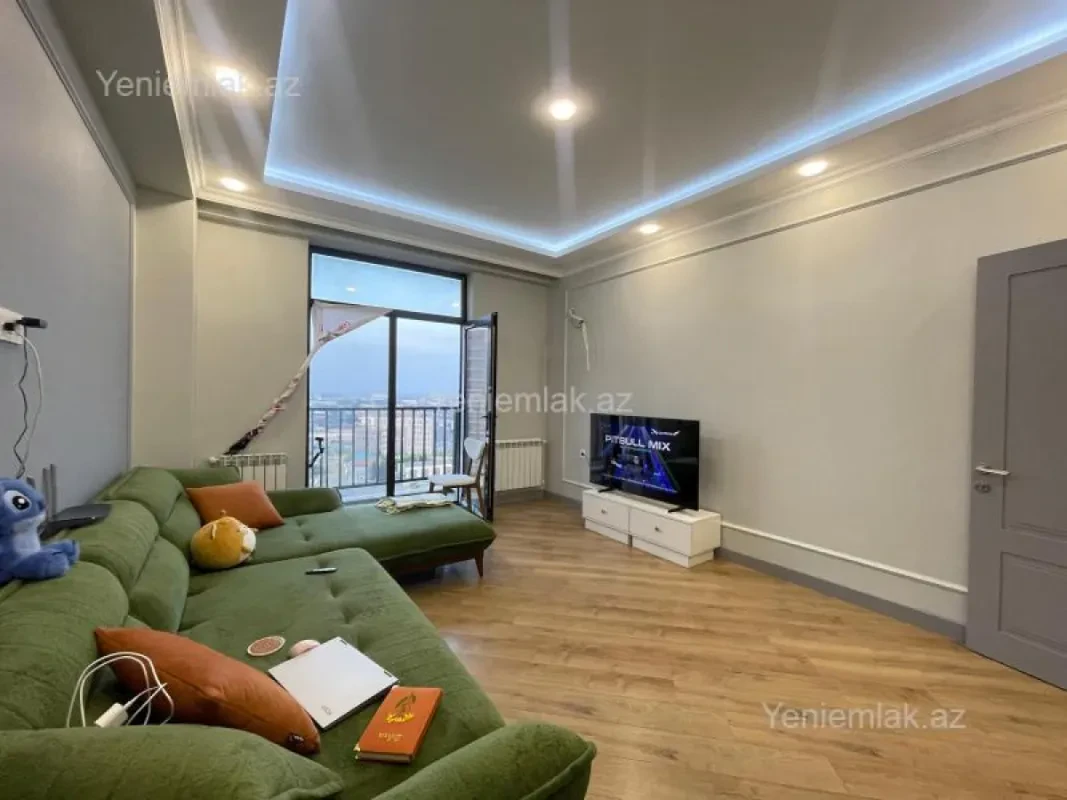 Satılır 2 otaqlı yeni tikili 82 m²