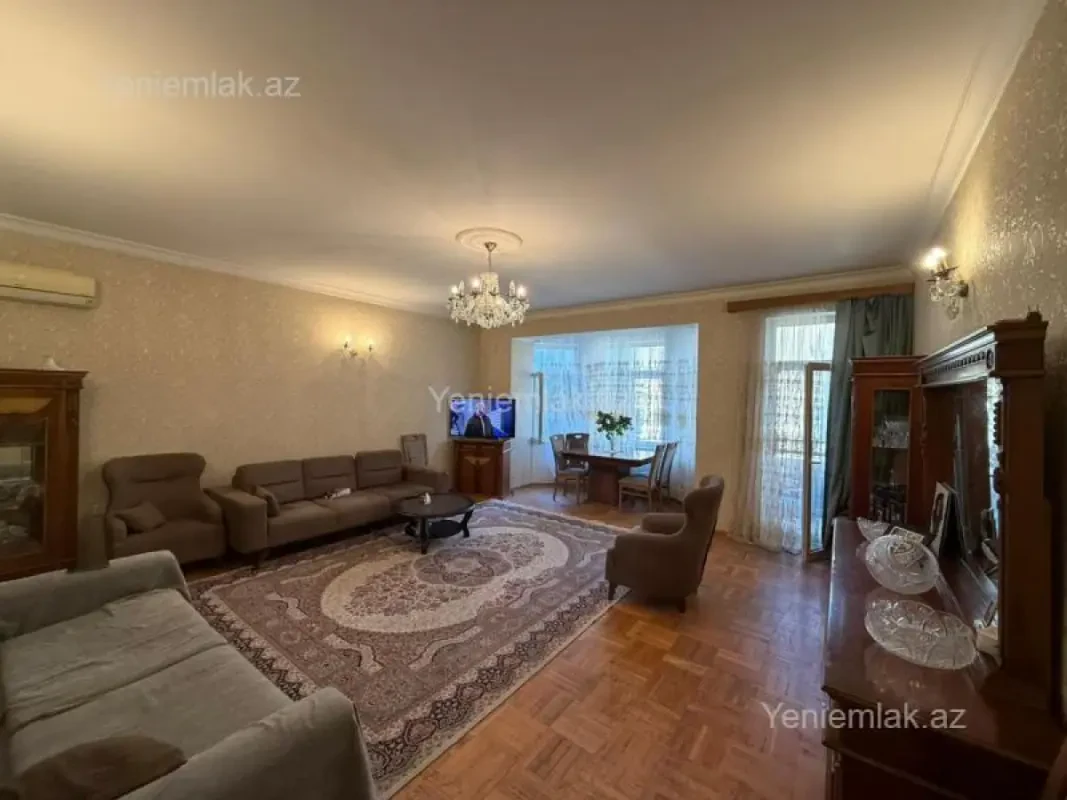 Satılır 4 otaqlı yeni tikili 141 m²