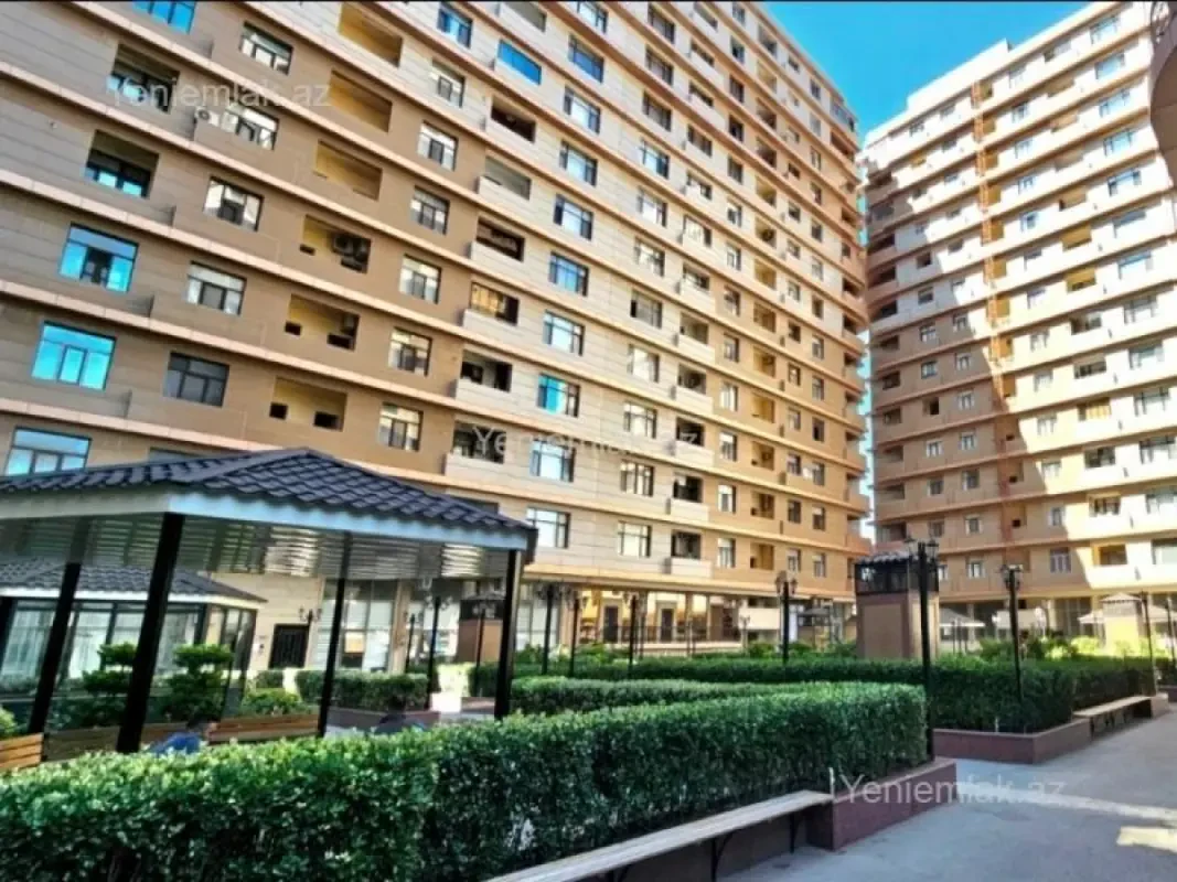 Satılır 4 otaqlı yeni tikili 256 m²