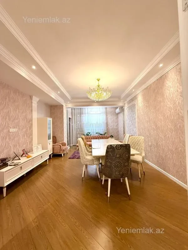 Satılır 3 otaqlı yeni tikili 177 m²