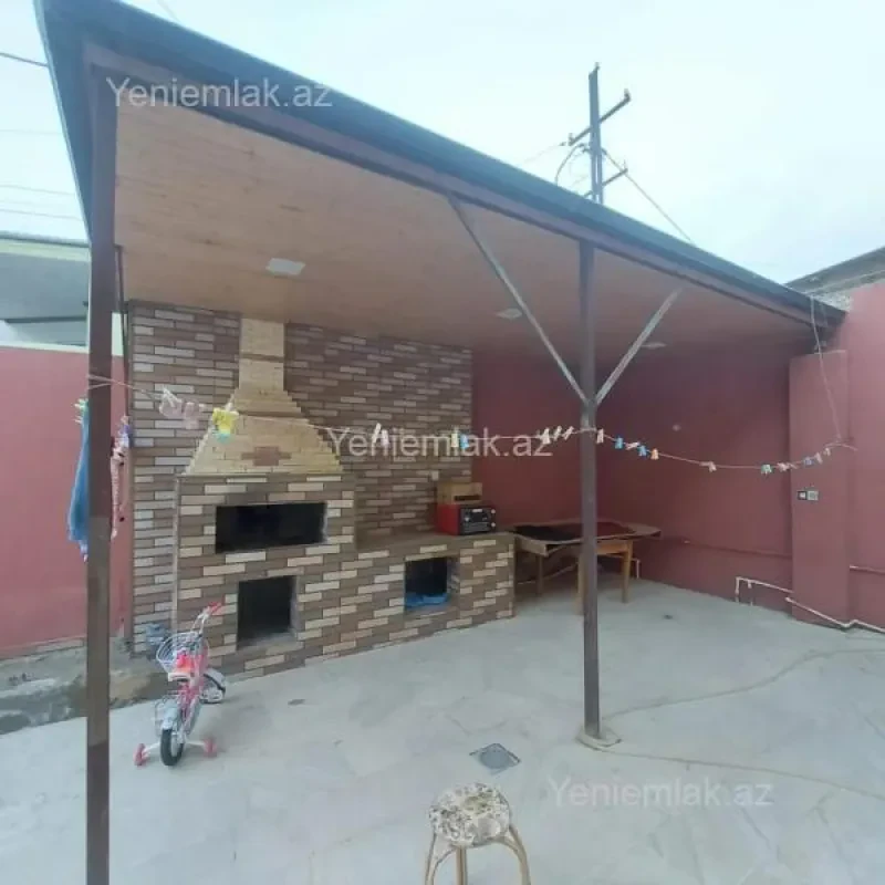 Satılır 4 otaqlı həyət evi 120 m²