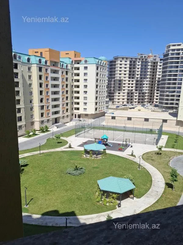 Satılır 2 otaqlı yeni tikili 72 m²