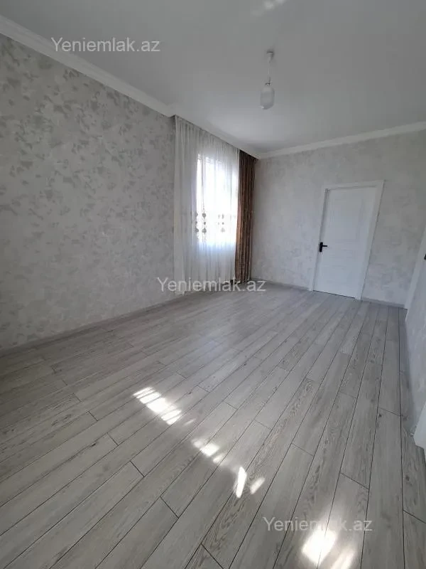 Satılır 2 otaqlı köhnə tikili 42 m²