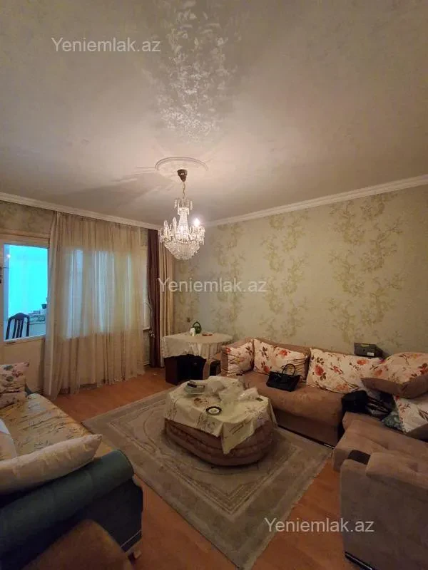 Satılır 2 otaqlı köhnə tikili 57 m²