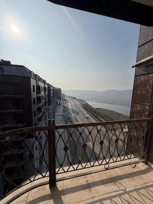 Satılır 3 otaqlı yeni tikili 127 m²