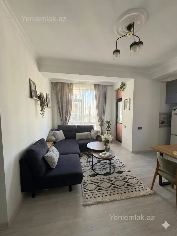 Satılır 3 otaqlı yeni tikili 75 m²