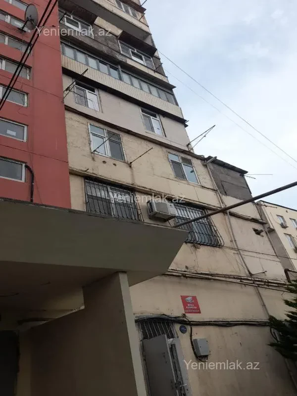 Satılır 2 otaqlı köhnə tikili 41 m²