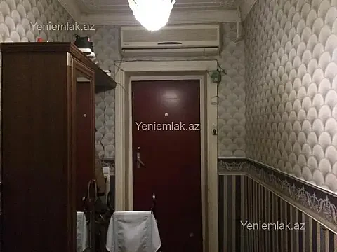 Satılır 3 otaqlı köhnə tikili 64 m² — Sumqayıt, 8-ci mikrorayon 3 otaq 64.00 m²