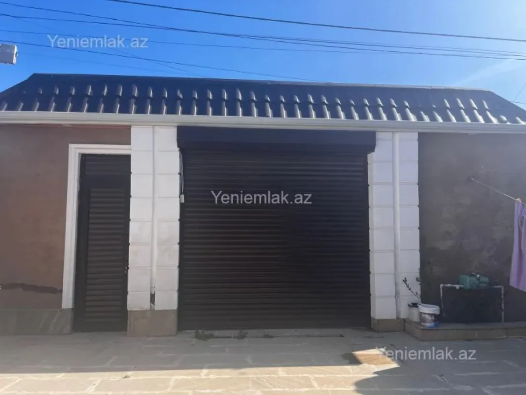 Satılır 3 otaqlı həyət evi 100 m²