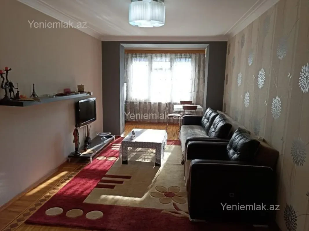 Satılır 2 otaqlı köhnə tikili 60 m²