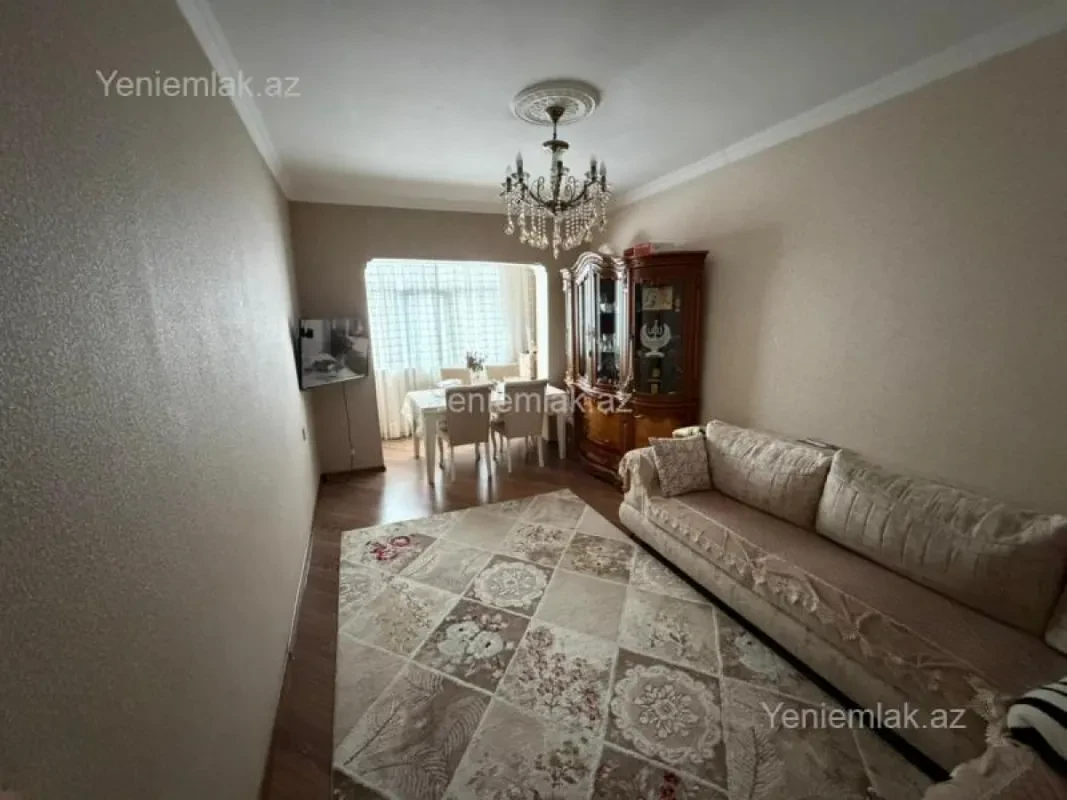 Satılır 2 otaqlı köhnə tikili 60 m²