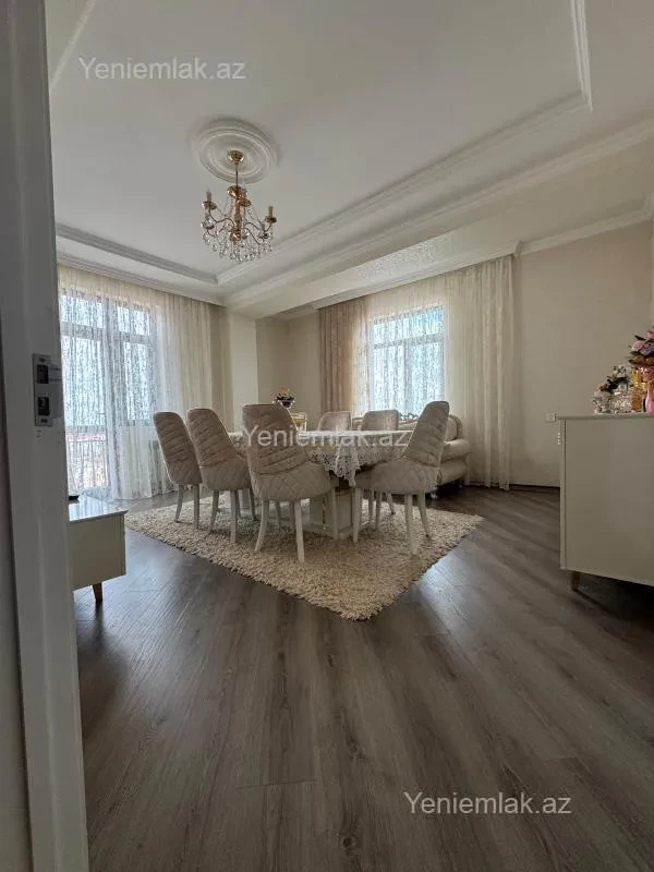 Satılır 2 otaqlı yeni tikili 85 m²