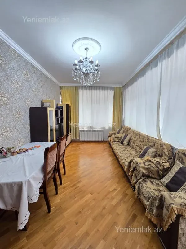 Satılır 3 otaqlı yeni tikili 102 m²