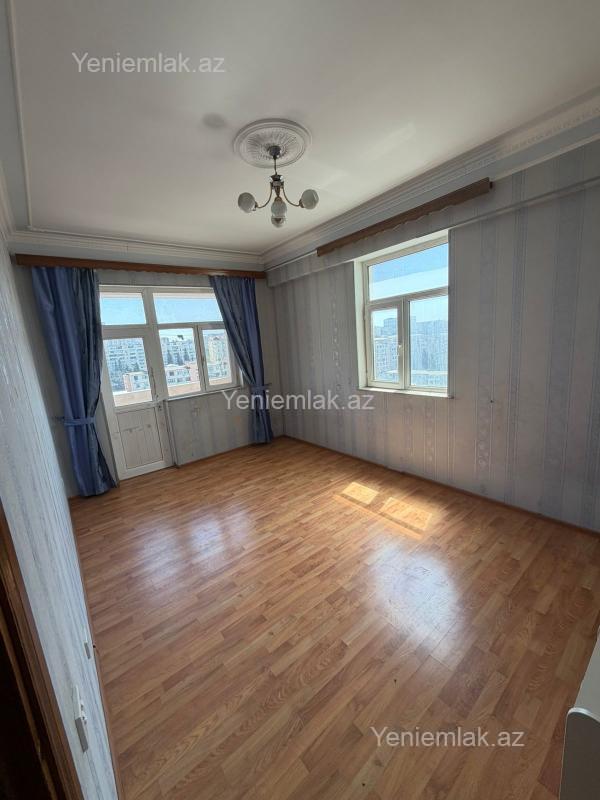 Satılır 3 otaqlı yeni tikili 115 m²