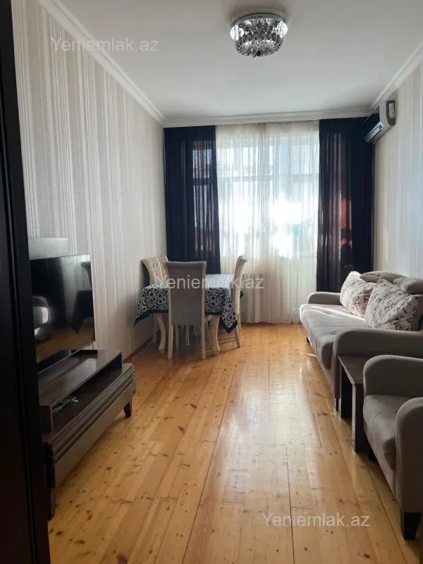 Satılır 2 otaqlı yeni tikili 55 m²