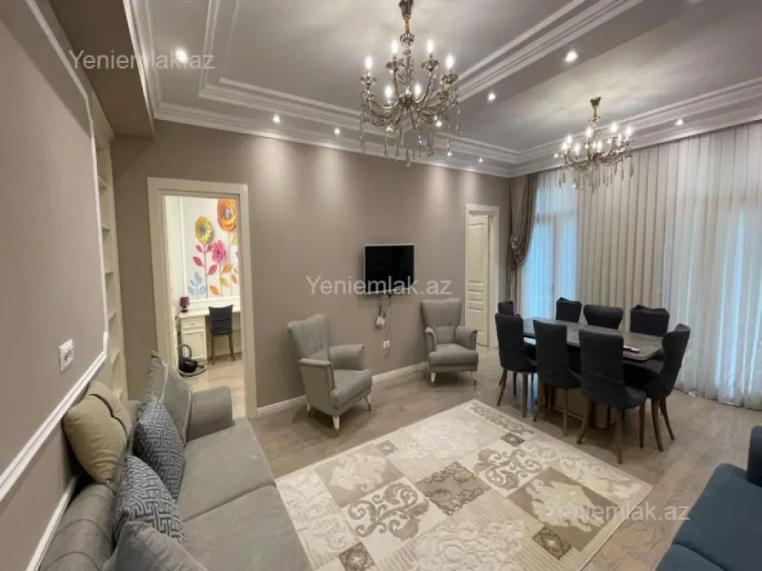 Satılır 4 otaqlı yeni tikili 150 m²