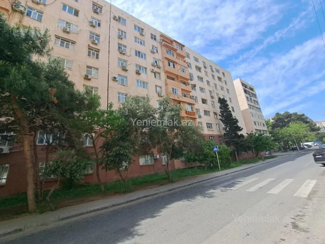 Satılır 2 otaqlı köhnə tikili 60 m²