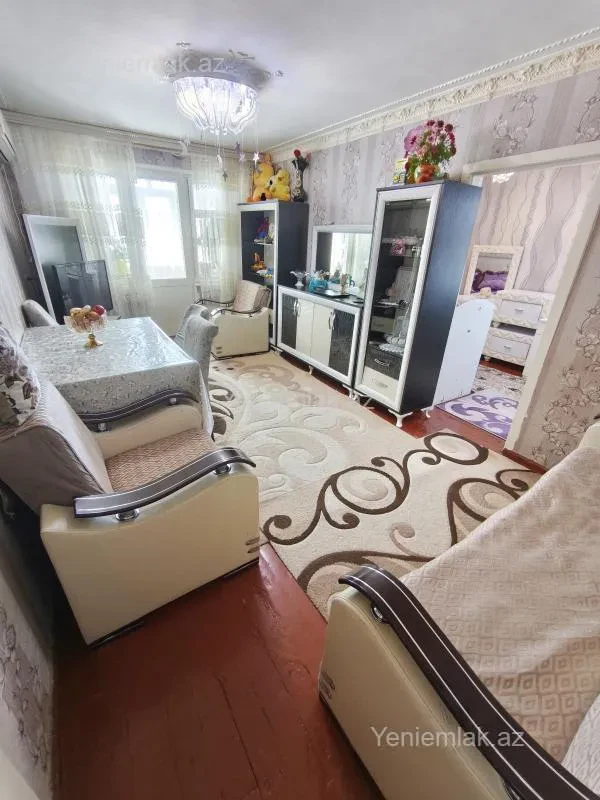 Satılır 2 otaqlı köhnə tikili 56 m²