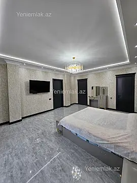 Satılır 9 otaqlı həyət evi 800 m²