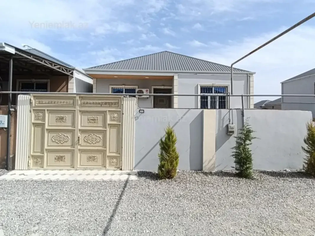 Satılır 4 otaqlı həyət evi 120 m²