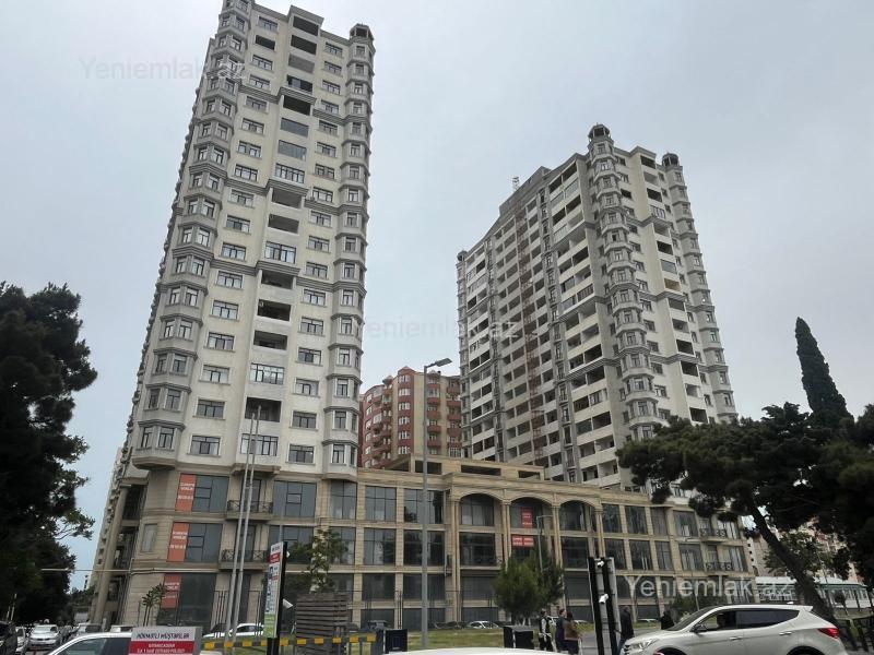 Satılır 3 otaqlı yeni tikili 136 m²