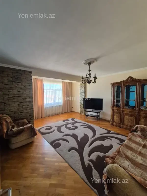 Satılır 3 otaqlı yeni tikili 100 m²
