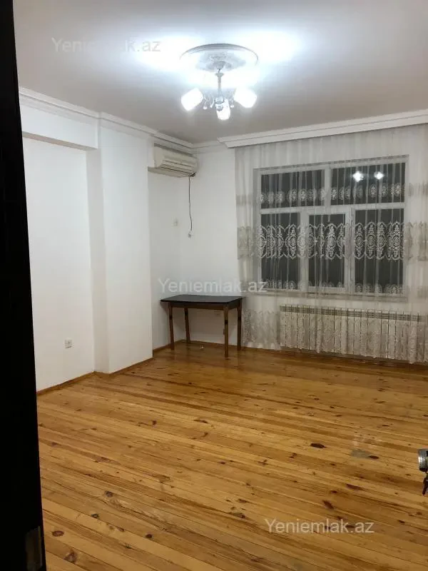 Satılır 2 otaqlı yeni tikili 75 m²