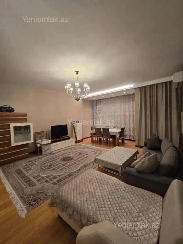 Kirayə verilir 3 otaqlı yeni tikili 150 m²
