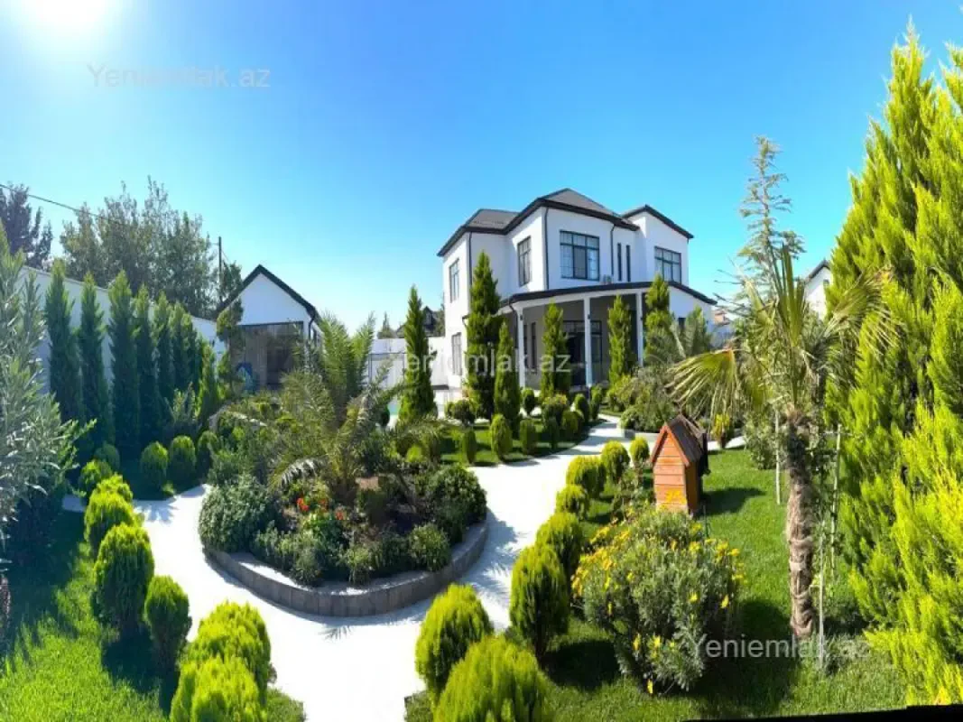 Satılır 5 otaqlı həyət evi 260 m²