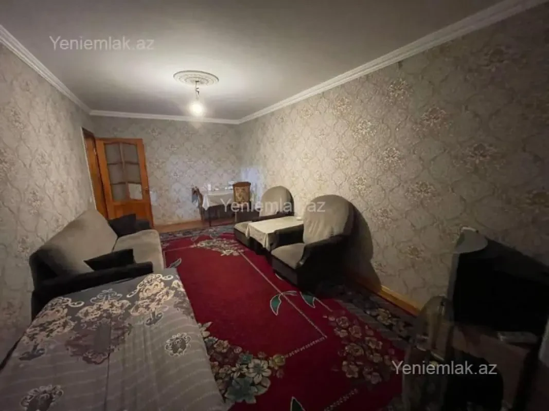 Satılır 1 otaqlı köhnə tikili 30 m²