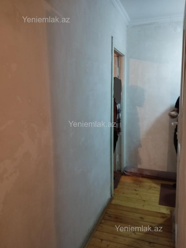 Satılır 1 otaqlı köhnə tikili 31 m²