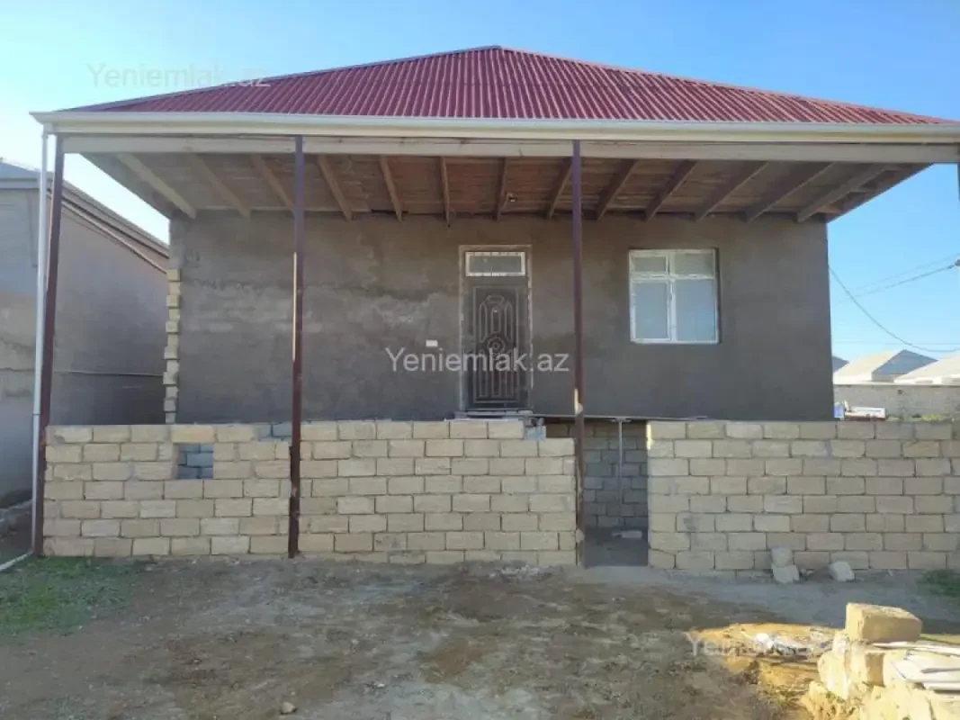 Satılır 3 otaqlı həyət evi 100 m²