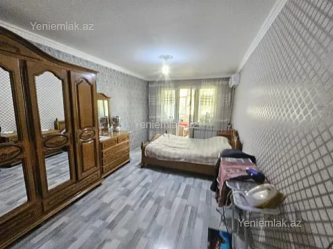 Satılır 4 otaqlı köhnə tikili 100 m² — Bakı, Nizami 4 otaq 100.00 m²