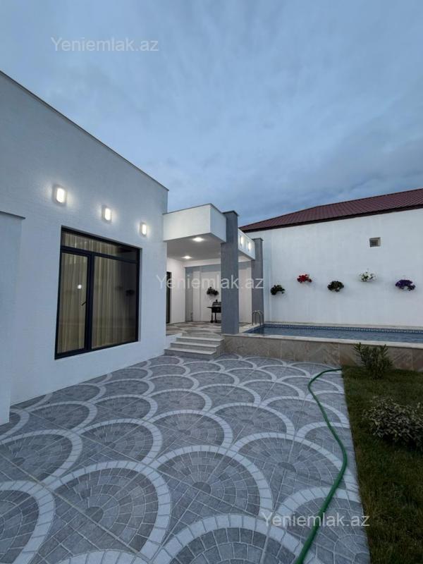 Satılır 4 otaqlı həyət evi 150 m²
