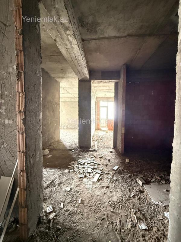 Satılır 3 otaqlı yeni tikili 135 m²