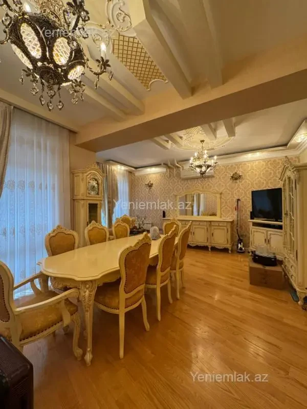Satılır 3 otaqlı yeni tikili 141 m²