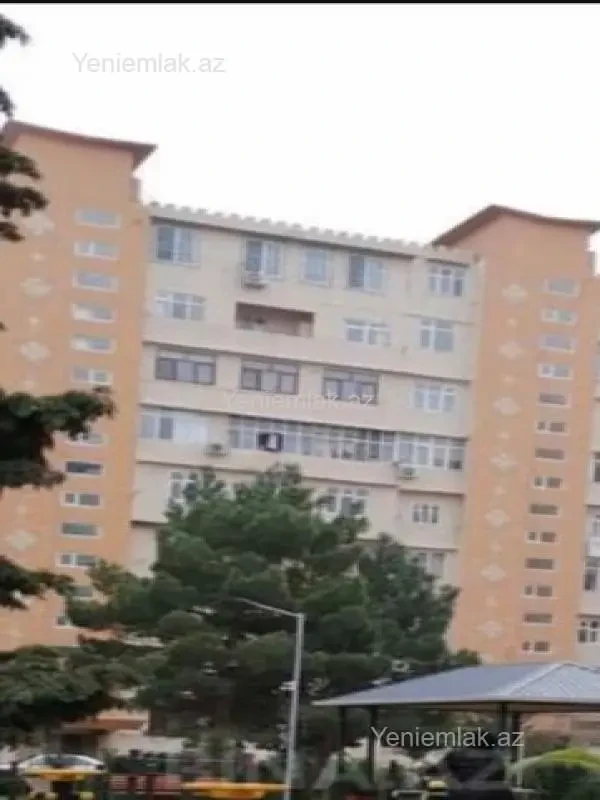 Satılır 2 otaqlı köhnə tikili 60 m²