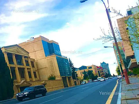 Satılır 6 otaqlı həyət evi 350 m² — Bakı, Nərimanov 6 otaq 350.00 m²