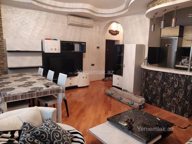Satılır 3 otaqlı yeni tikili 80 m²