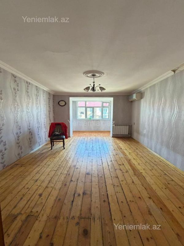 Satılır 3 otaqlı köhnə tikili 64 m²