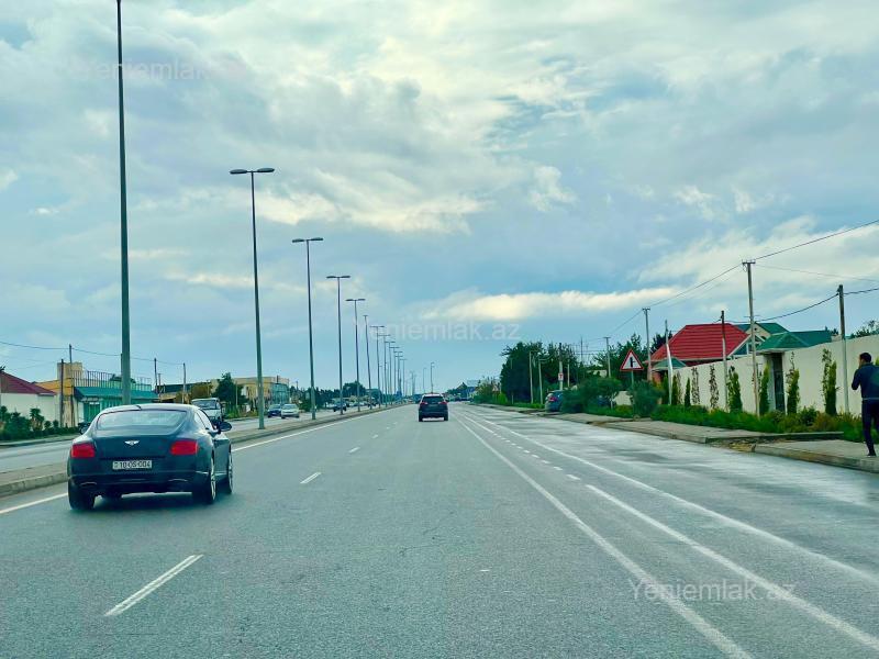 Satılır 8 otaqlı həyət evi 260 m²