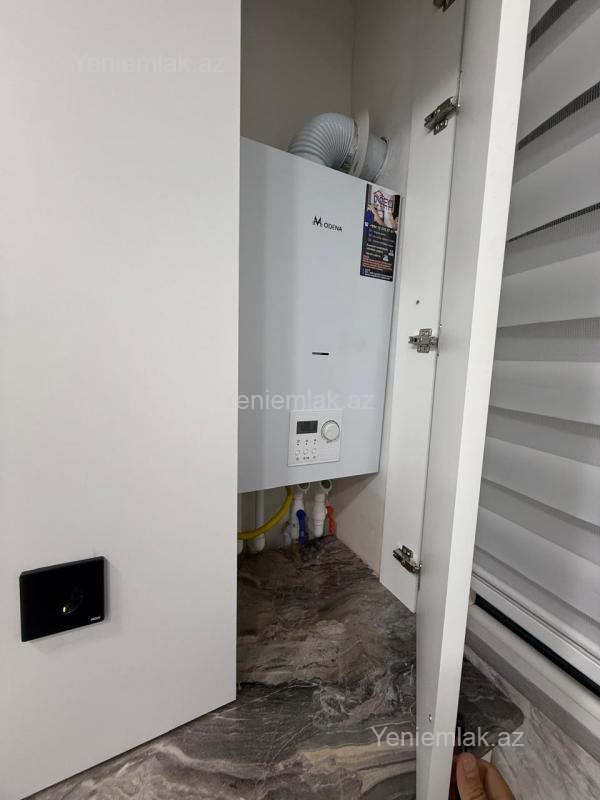 Satılır 3 otaqlı köhnə tikili 83 m²