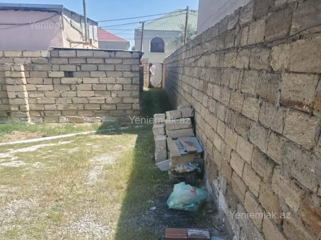 Satılır 2 otaqlı həyət evi 40 m²