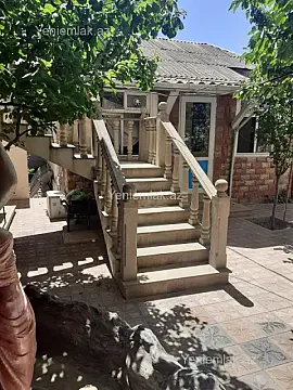 Satılır 4 otaqlı həyət evi 270 m² — Bakı, Suraxanı 4 otaq 270.00 m²