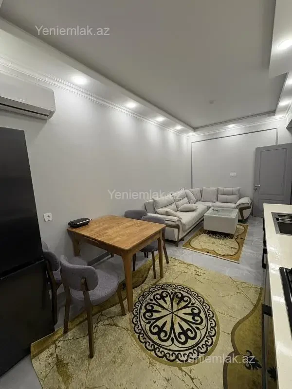 Satılır 2 otaqlı yeni tikili 61 m²