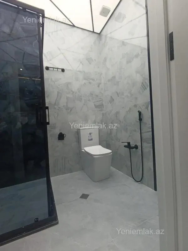 Satılır 2 otaqlı yeni tikili 65 m²