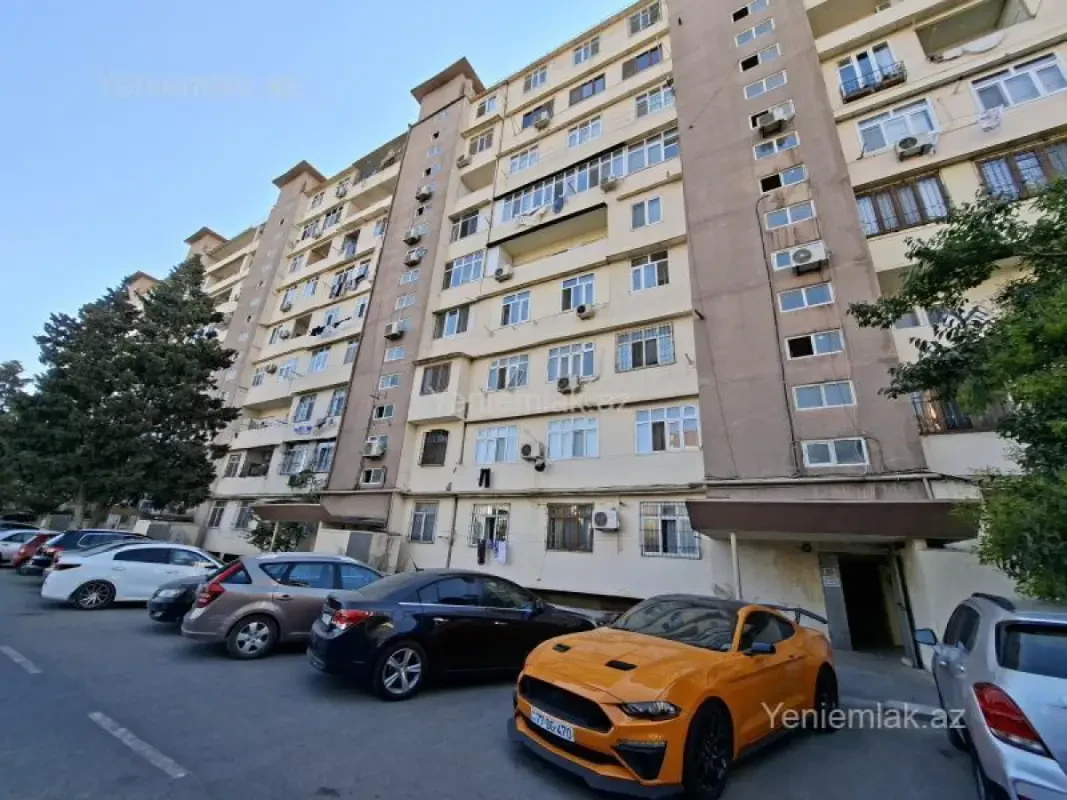 Satılır 5 otaqlı köhnə tikili 120 m²