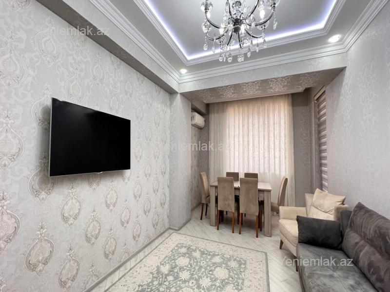 Satılır 3 otaqlı yeni tikili 82 m²